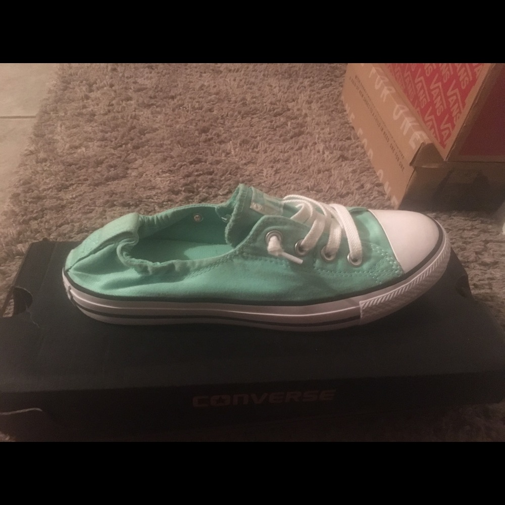 teal converse